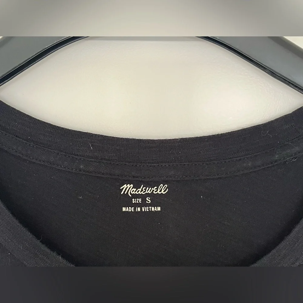 Madewell woman’s top - Picture 2 of 3